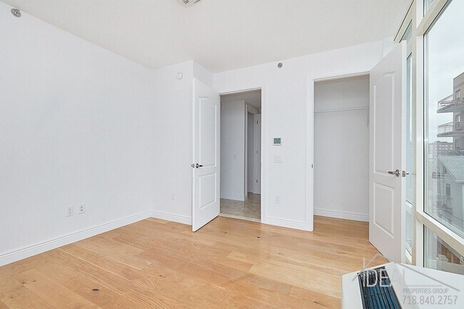 Foto del edificio - 3435 Guider Ave