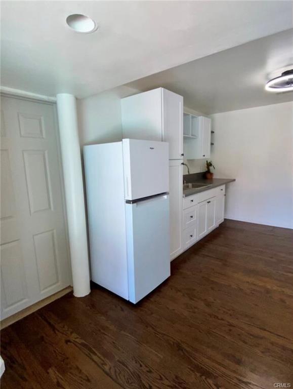 Foto del edificio - 832 E 7th St