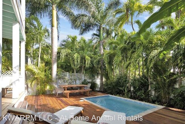 Building Photo - 3 br, 3 bath House - 1621 Sunshine