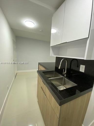 Foto del edificio - 8185 NW 7th St