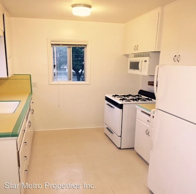 Building Photo - 4253 Fanuel St