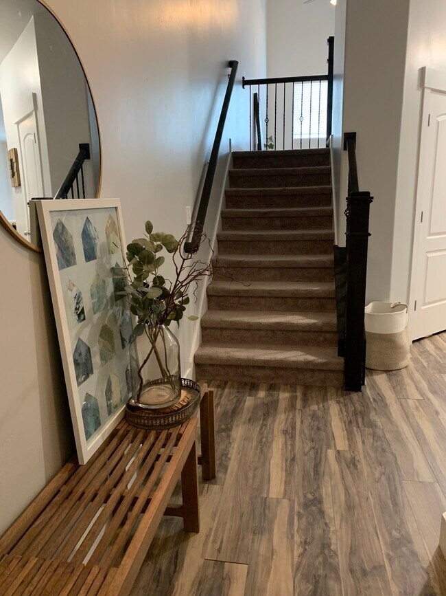 945 S 2100 W, Orem, UT 84059 Townhome Rentals in Orem UT