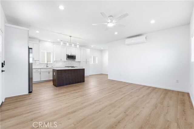 Foto del edificio - 21003 Longworth Ave