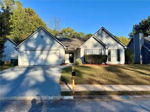 Building Photo - 1255 Avalon Dr