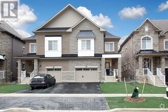 Building Photo - 46 Seguin St