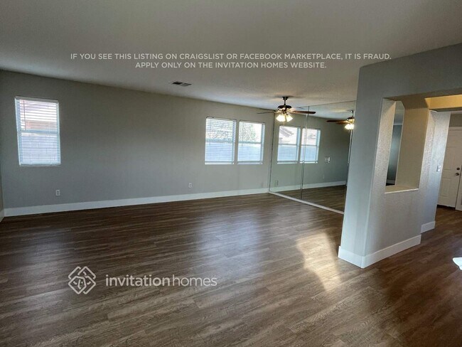 Foto del edificio - 3416 Summersprings Dr