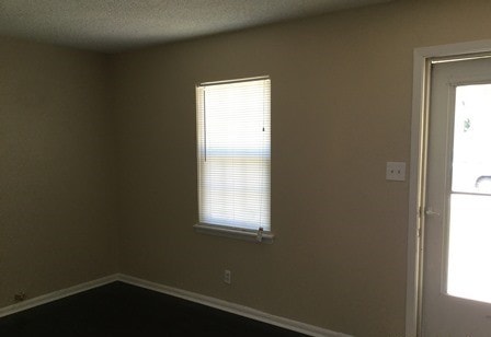 Building Photo - 824 Renfro Dr