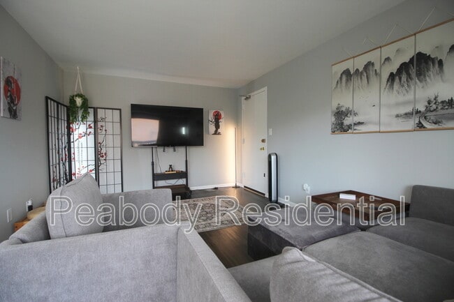 Foto del edificio - 7528 Savannah St