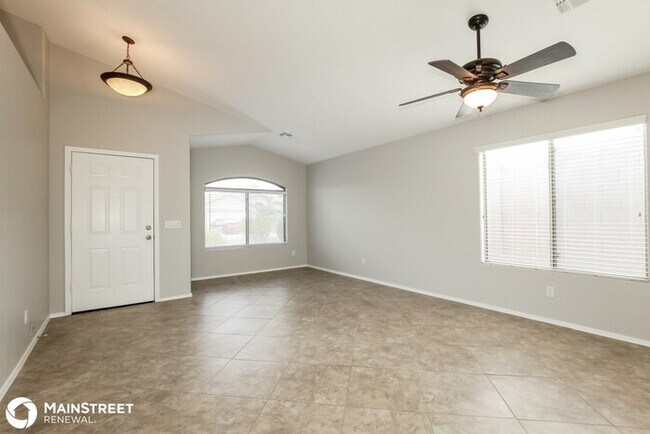 Building Photo - 13822 W Solano Dr, Litchfield Park, AZ 85340