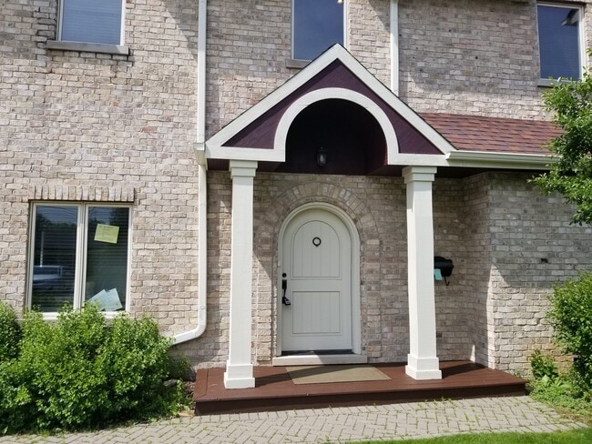 Building Photo - 2244 Techny Rd