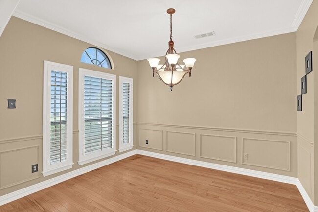 Building Photo - Beautiful Carrollton Home with 4 Bedrooms ...