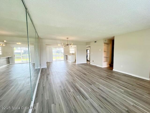 Foto del edificio - 442 Dove Ln