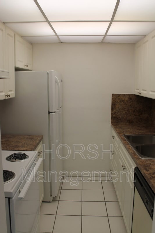Building Photo - 7500 SW 59th Pl