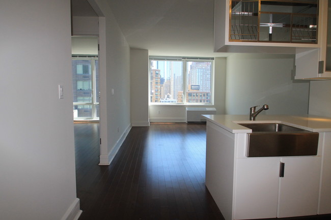 Building Photo - 51 Riverside Blvd
