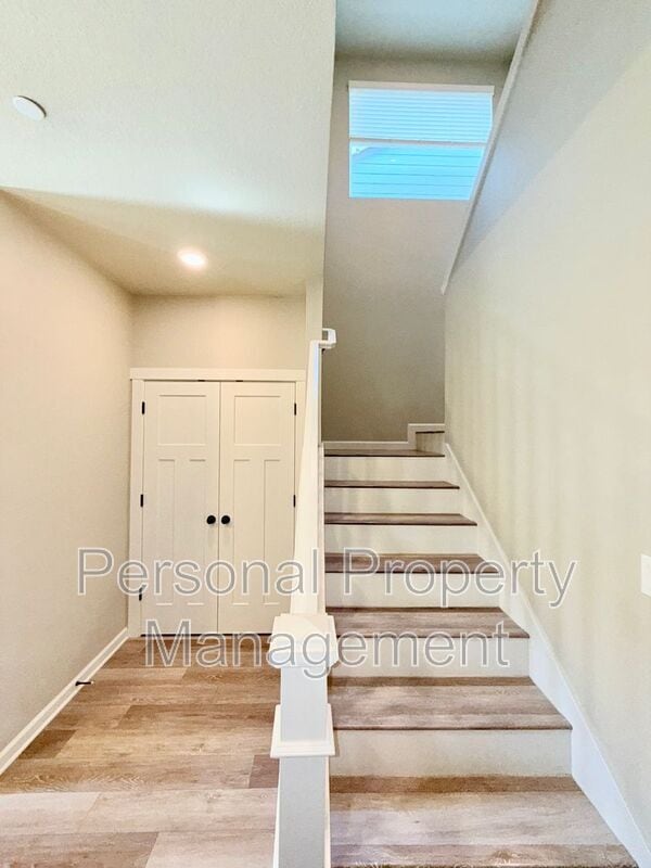 Building Photo - 3623 NE Sitka Dr
