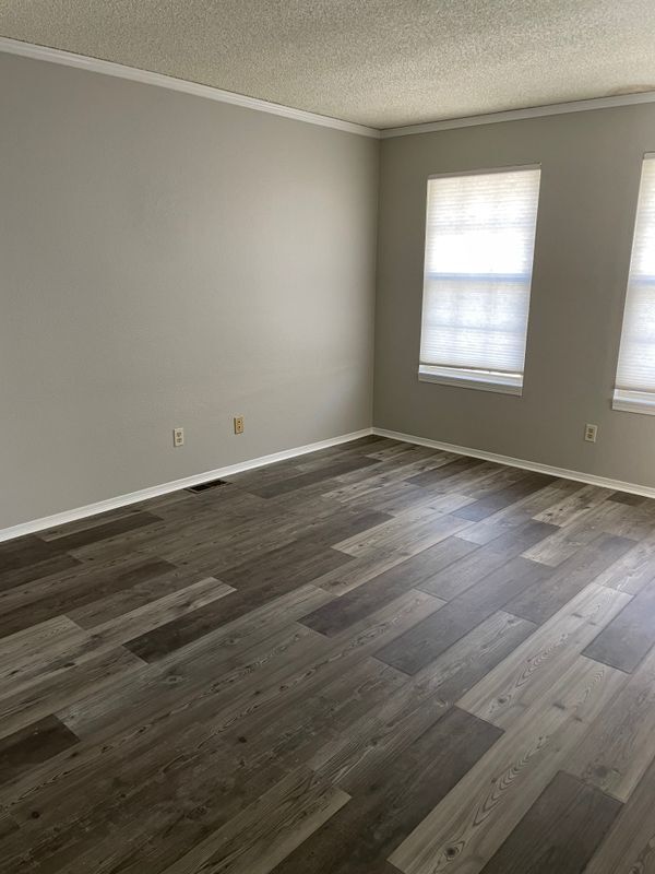 Foto del edificio - 2320 Villa Rosa Dr