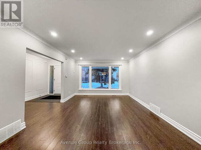 Building Photo - 190 Northwood Dr