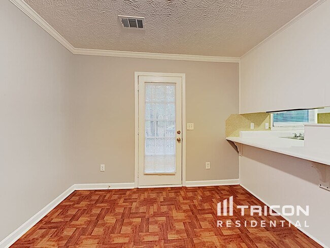 Foto del edificio - 60 Beaverdam Ct