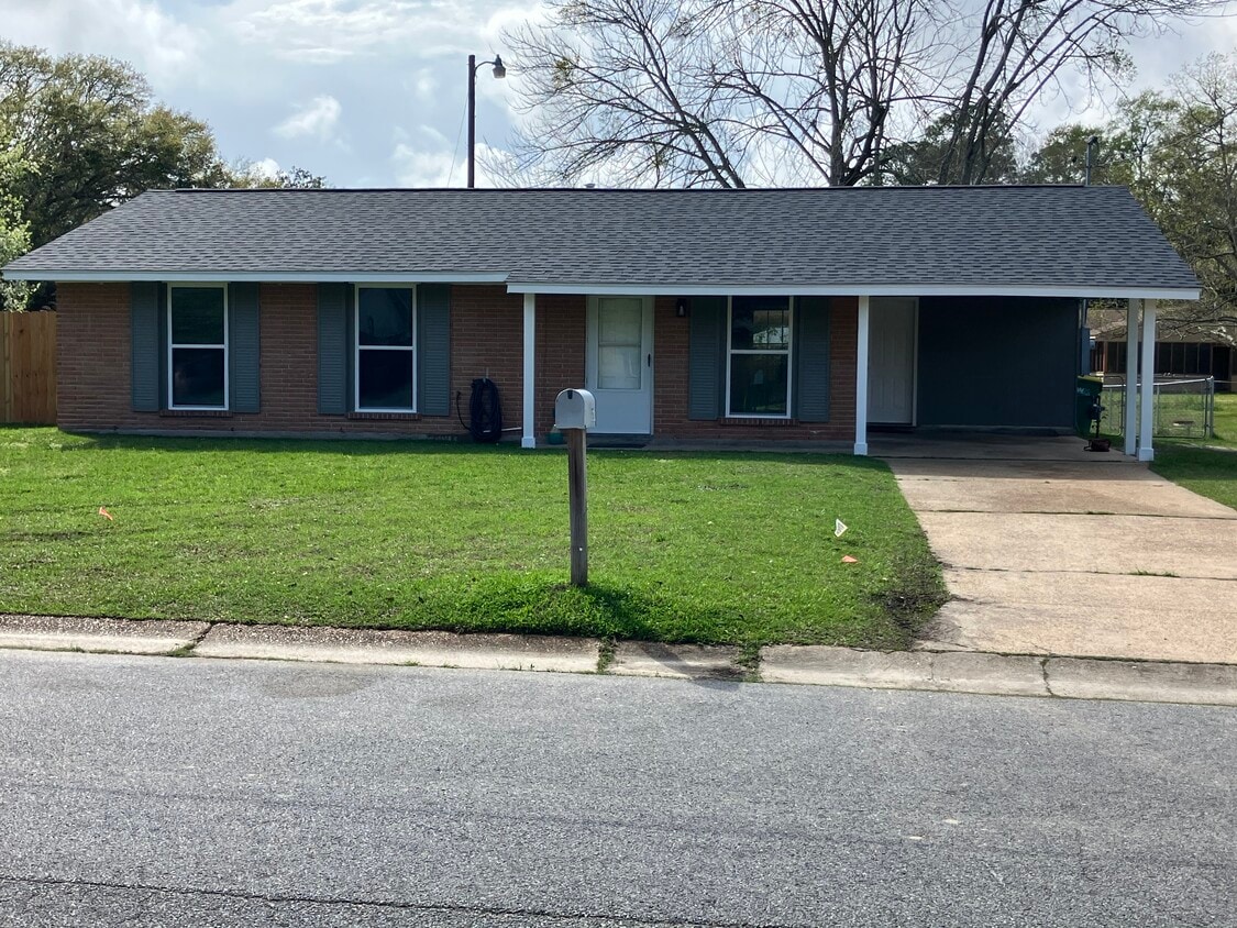 Photo - 7517 Madison Dr (Biloxi, MS)