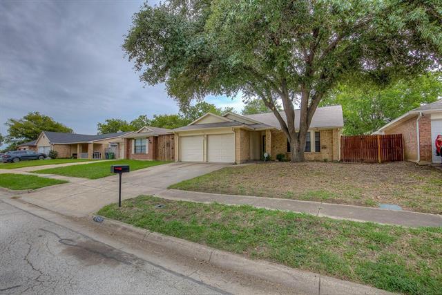 Foto del edificio - 406 Valley Spring Dr