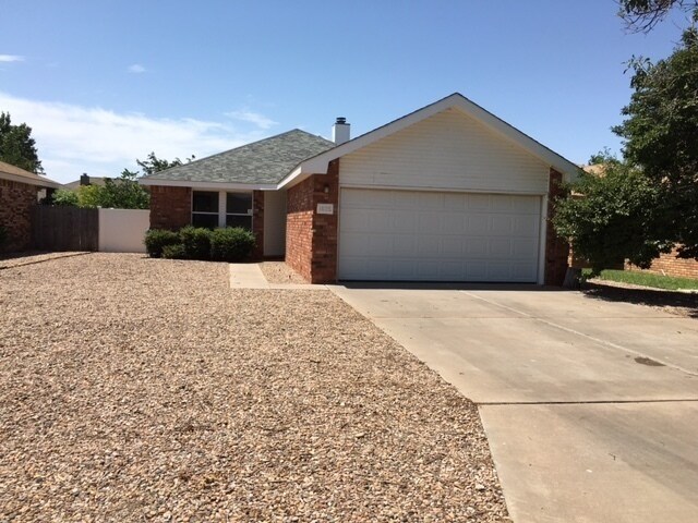 Primary Photo - Cute 3 bedroom - 2 bath-2 car garage