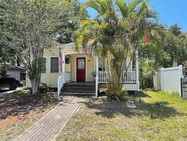 Foto del edificio - 711 N Orange Ave