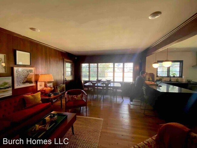 Building Photo - 3 br, 2 bath House - 606 Shadow Ln