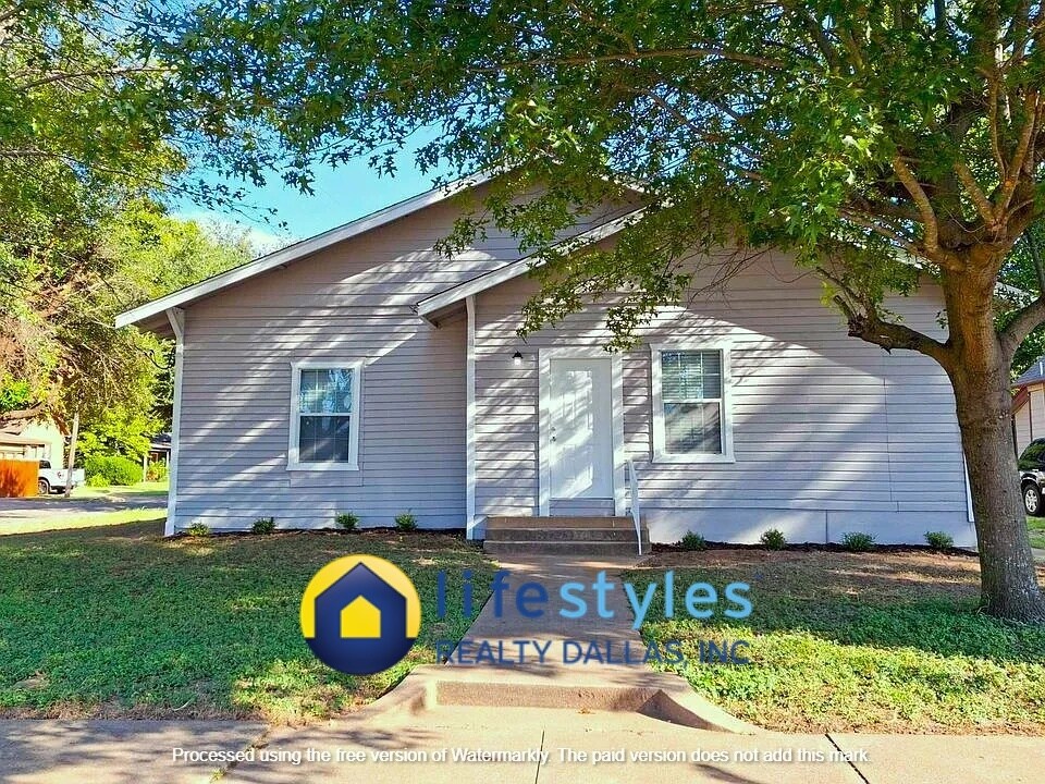 Foto principal - 220 W Wardville St