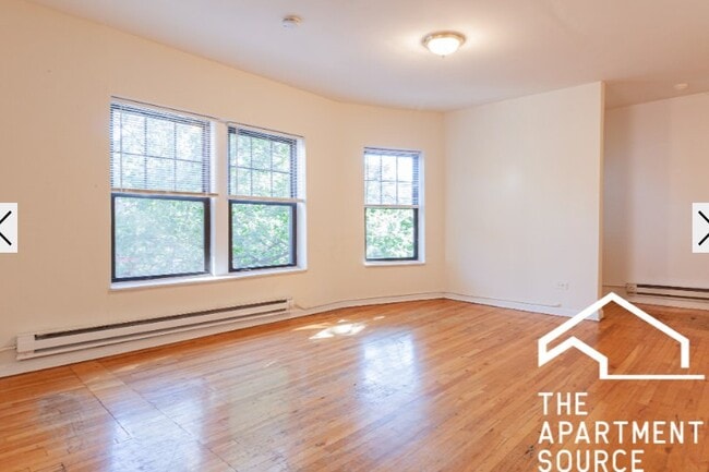 Building Photo - 654 W Cornelia Ave