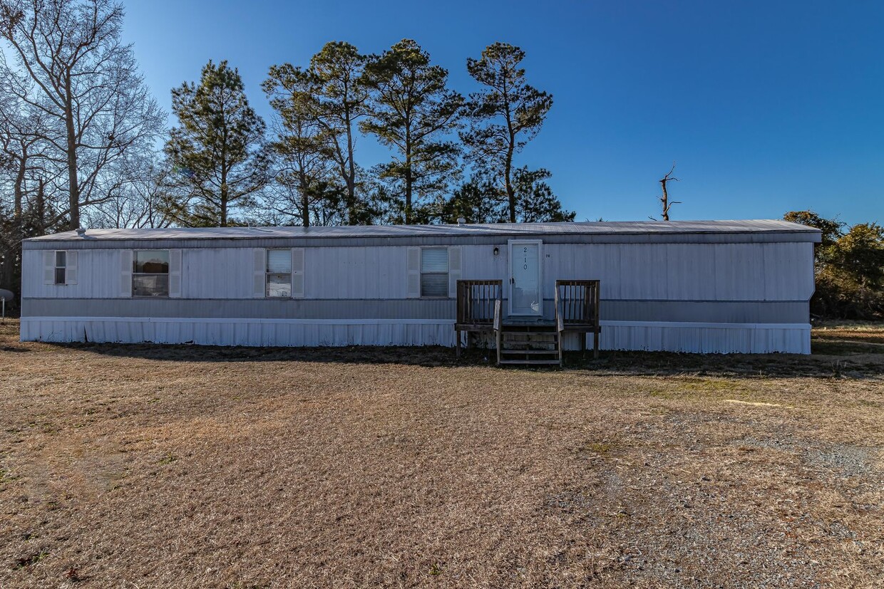 Primary Photo - 3 BR | 2 BA Manufactured Home in Pikeville...