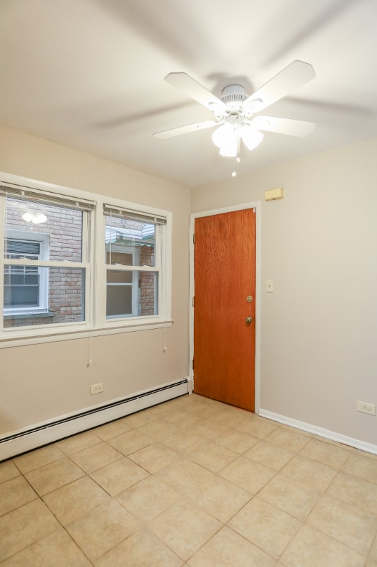 Foto del edificio - 8614 W Berwyn Ave