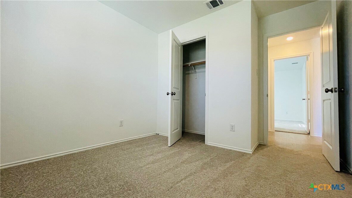 Foto del edificio - 1122 Campbellton Dr