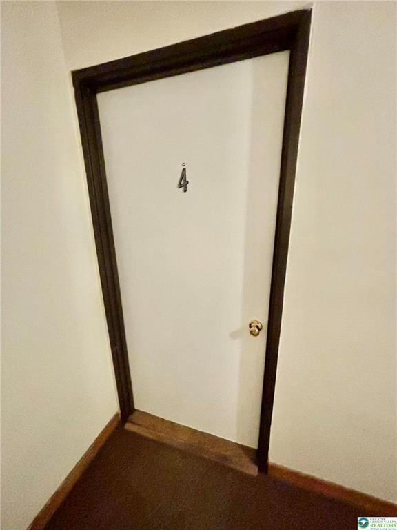 Foto del edificio - 210 W Main St