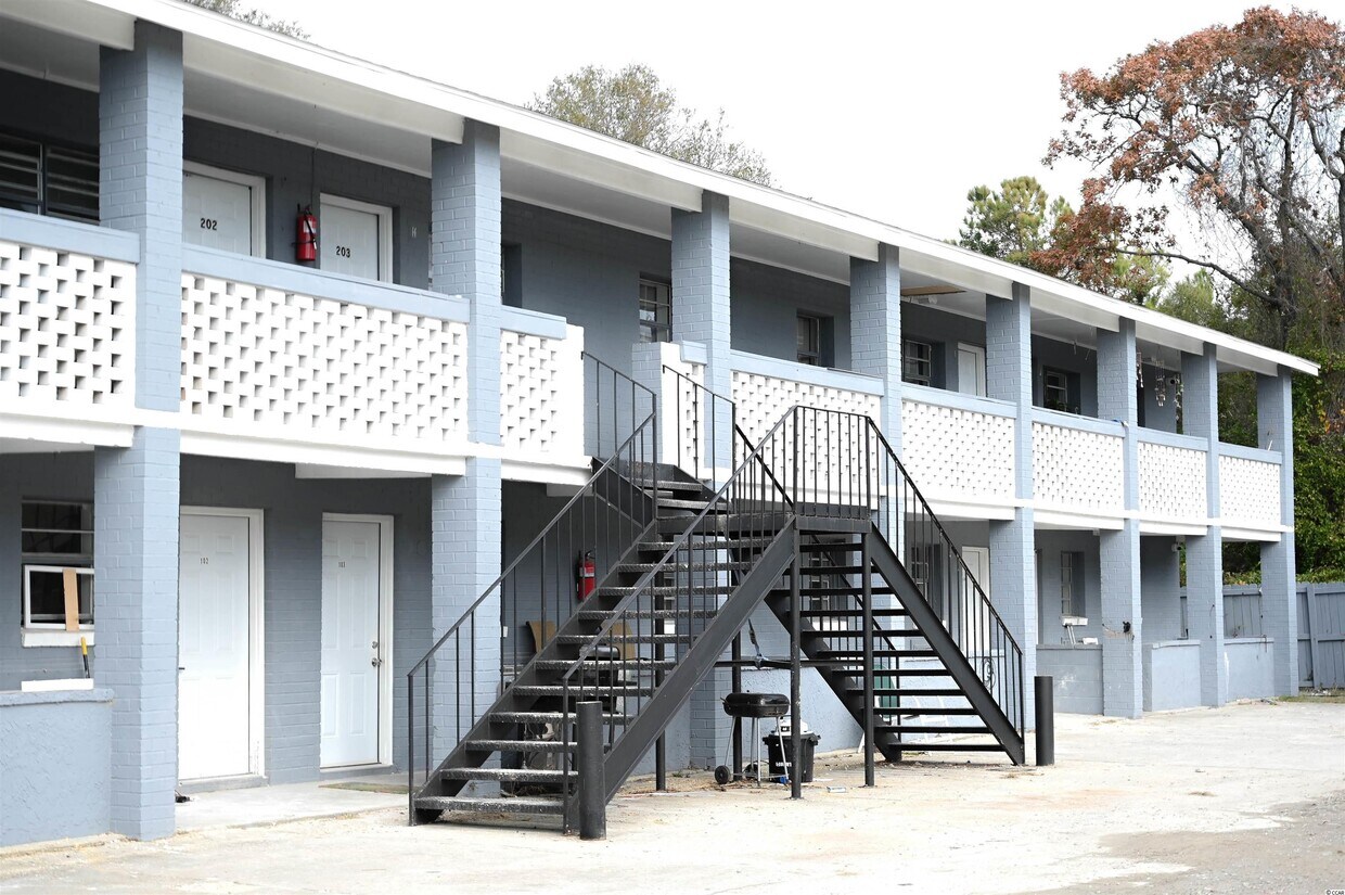 Foto principal - 612 31st Ave S
