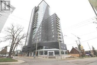 Building Photo - 158 King St N