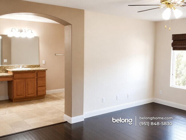 Foto del edificio - 14359 Dove Canyon Dr