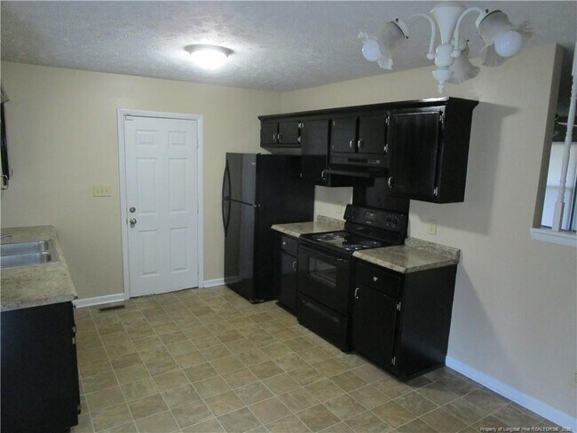 Building Photo - 2122 Constitution Dr