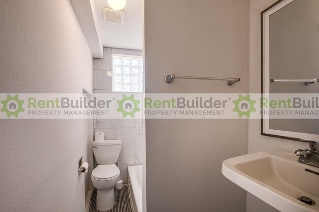 Foto del edificio - CALL US TODAY AT 505-808-5467 to SCHEDULE ...