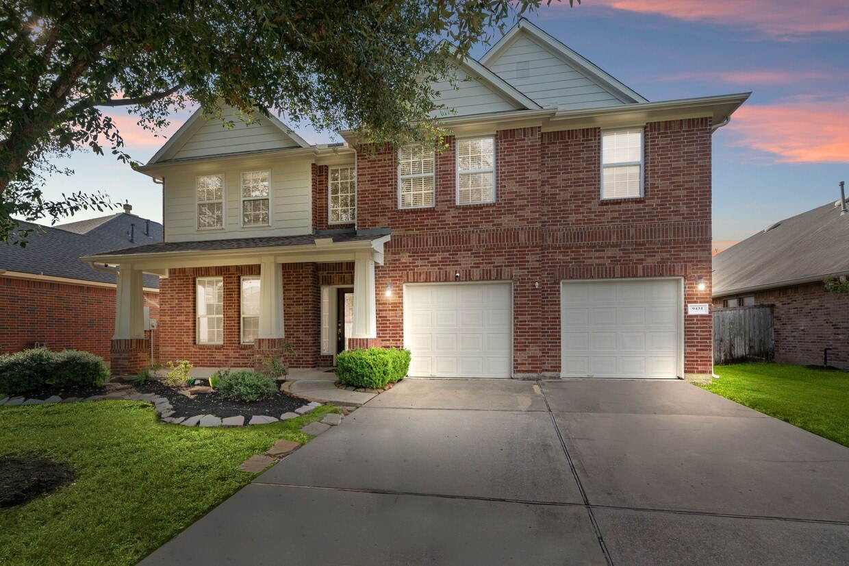 Primary Photo - 9431 Thurber Ridge Dr