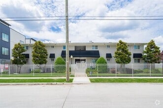 Building Photo - 4919 San Jacinto St