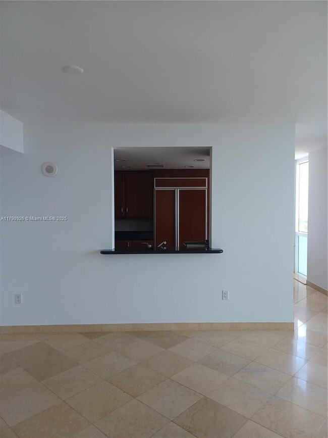 Building Photo - 19400 Turnberry Way
