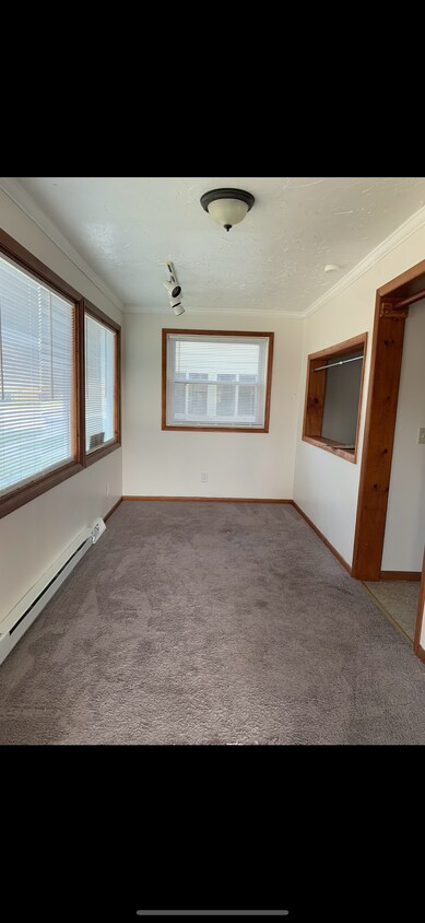 Foto principal - 3229 Lake Ave