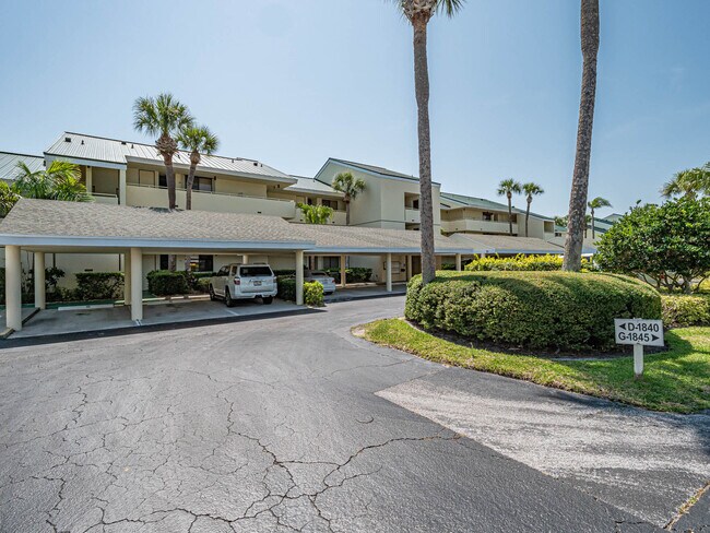 Foto del edificio - 1840 Tarpon Ln