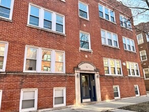 Building Photo - 2607 W Gunnison St