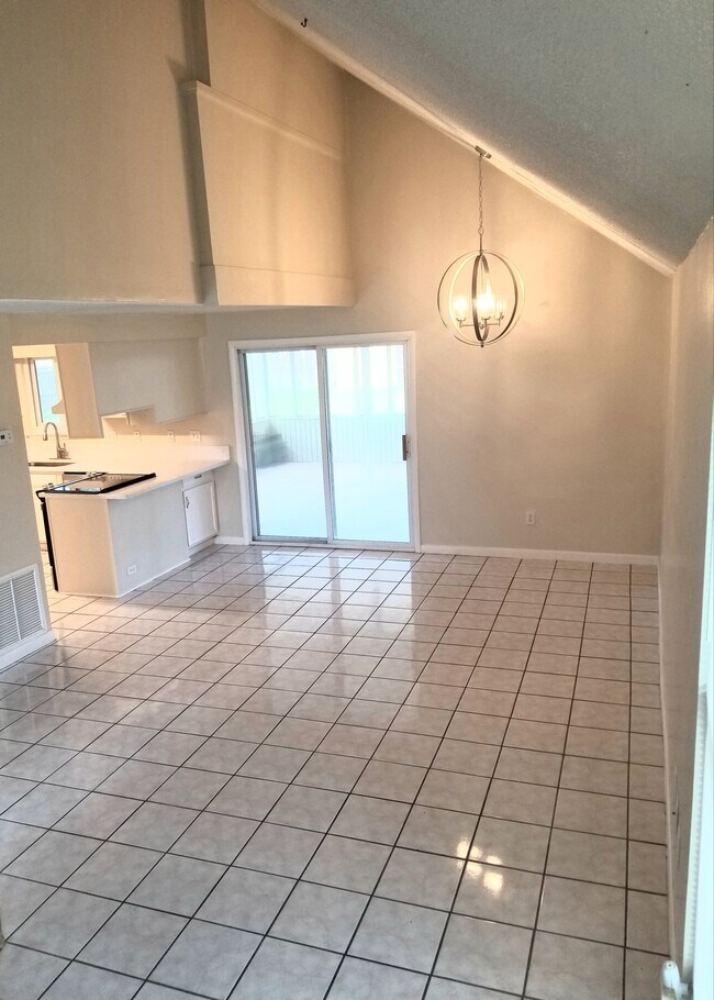 Foto del edificio - 2473 Wattle Tree Rd W