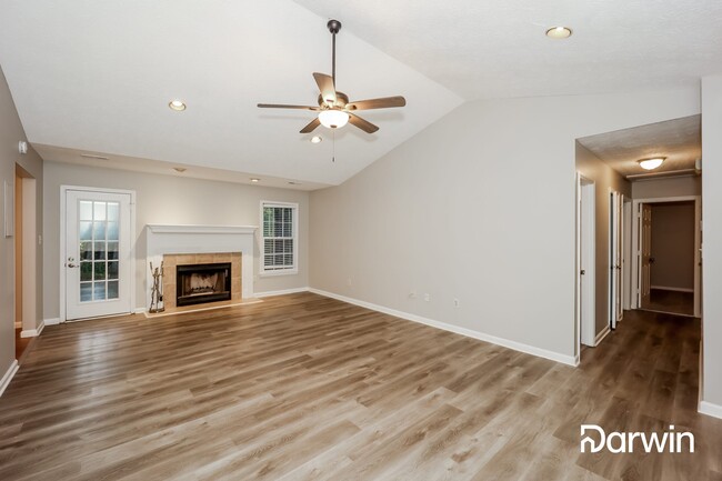 Building Photo - 160 Vineyards Dr., Newnan, GA 30265
