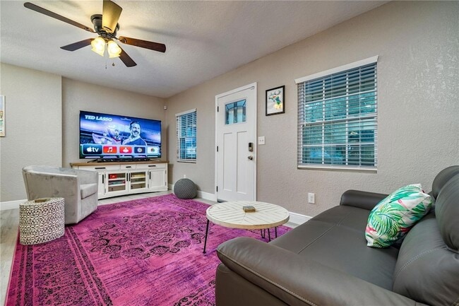 Foto del edificio - 113 W Adalee St