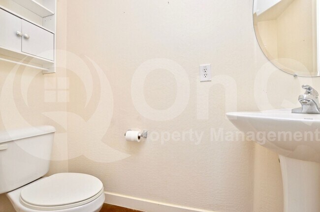 Foto del edificio - 4724 E Redfield Rd
