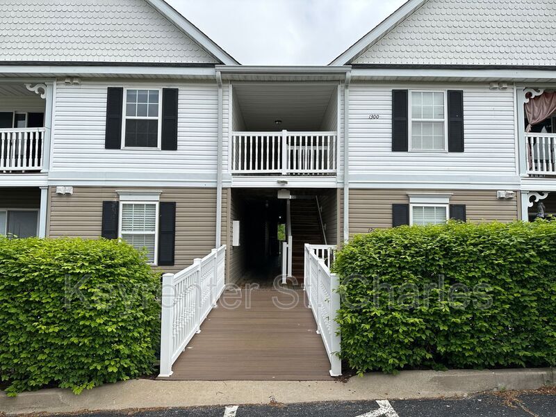 Primary Photo - 1102 Spring Creek Ln