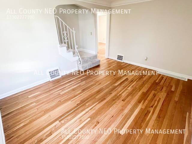 Foto del edificio - 19330 Meredith Ave